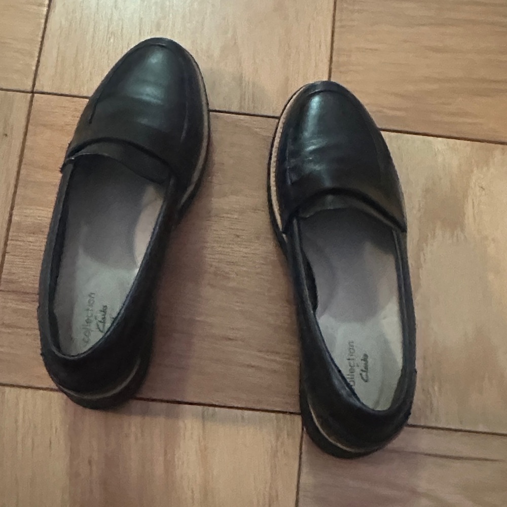 Clarks Ultimate Comfort Black Leather Shoes